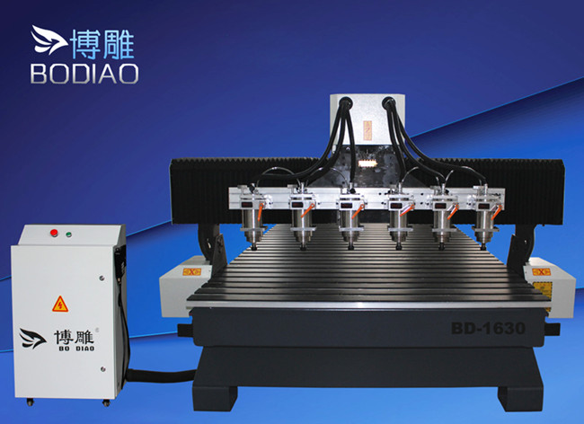 定制多头钻孔雕刻机