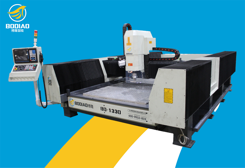 BD-1330双丝杆铁门板精雕机
