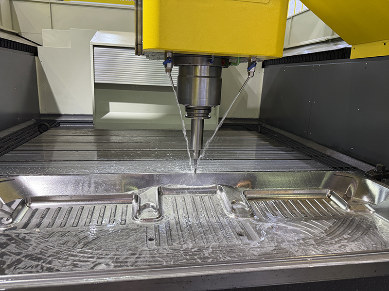 全铸件模具加工中心